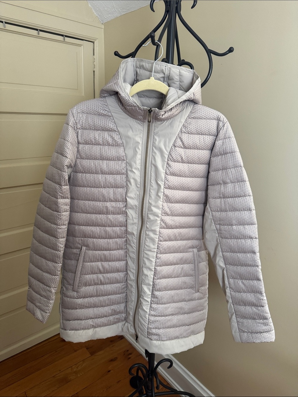 Boulder Gear Women's Light Gray Quilted Hooded Puffer Jacket